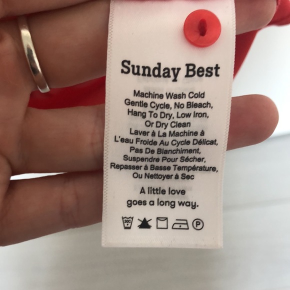 ARITZIA Sunday Best Flutter Sleeve - Picture 3 of 4